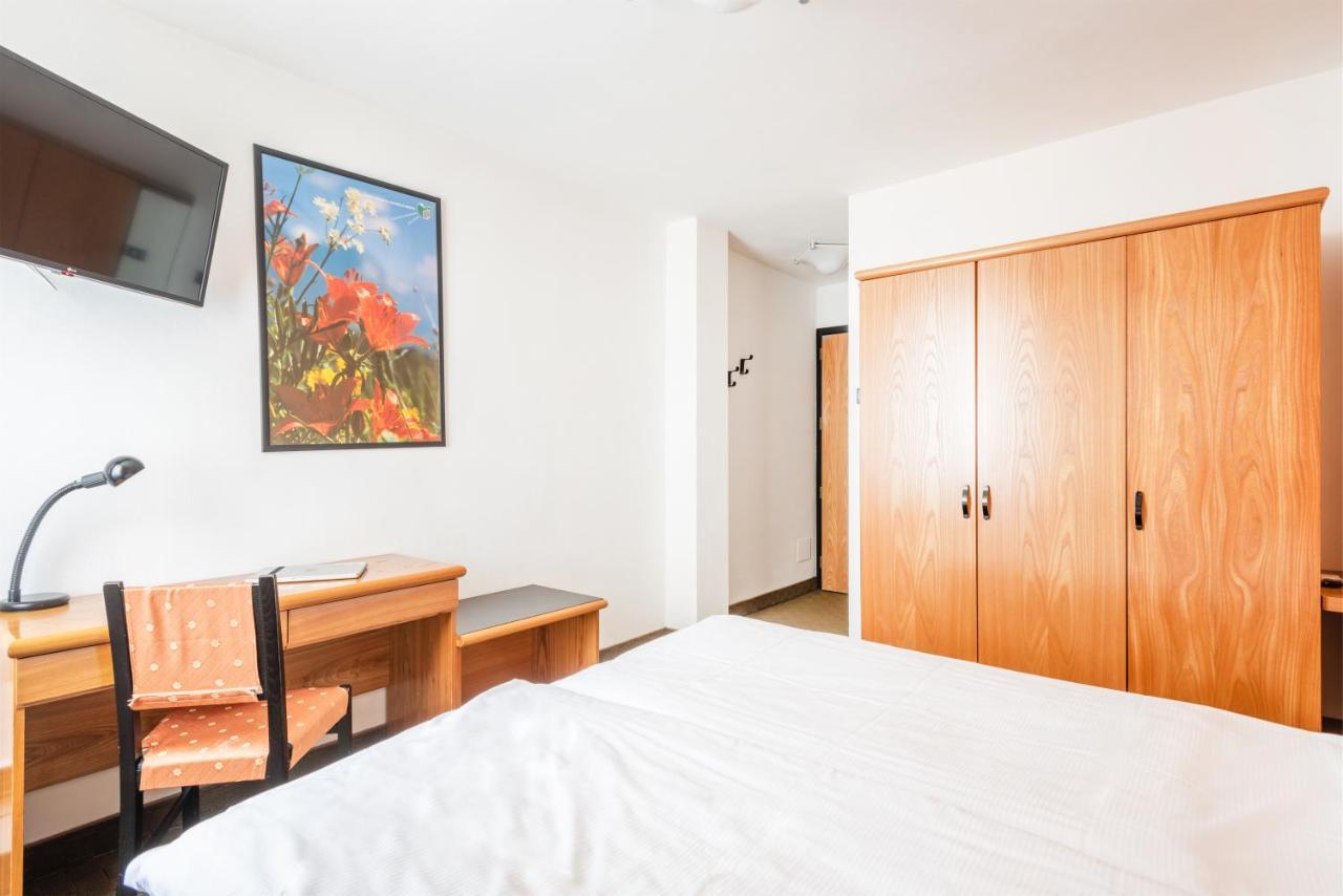 מדונה די קמפיליו Hotel Alpina מראה חיצוני תמונה