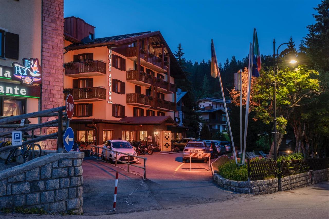 מדונה די קמפיליו Hotel Alpina מראה חיצוני תמונה